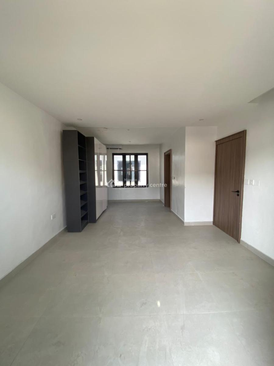 Gorgeous 4 Bedroom Terrace Duplex in a Gated Estate, Lekki Phase 1, Lekki, Lagos, House for Sale