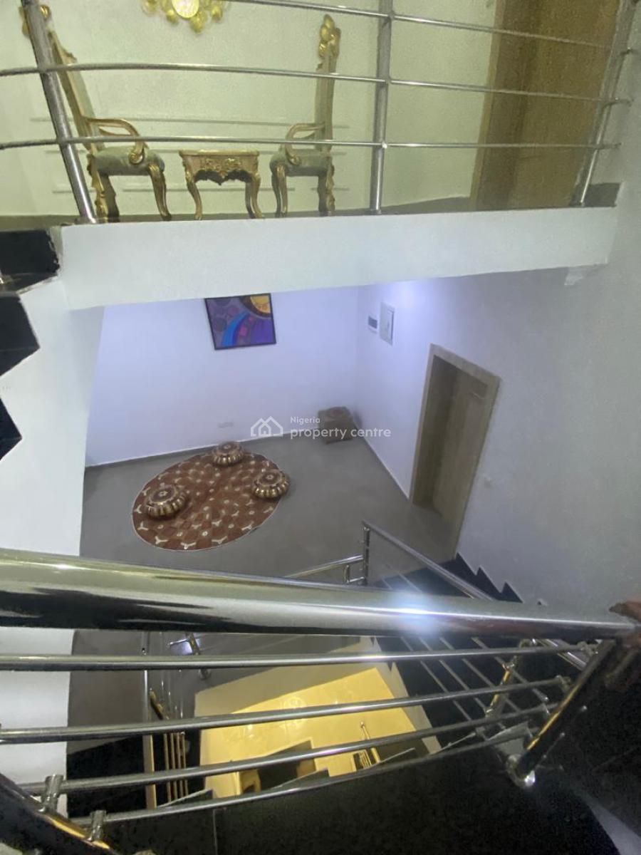 Fully Furnished Four(4) Bedrooms Terrace Duplex with Bq, Guzape District Abuja, Guzape District, Abuja, Terraced Duplex for Rent