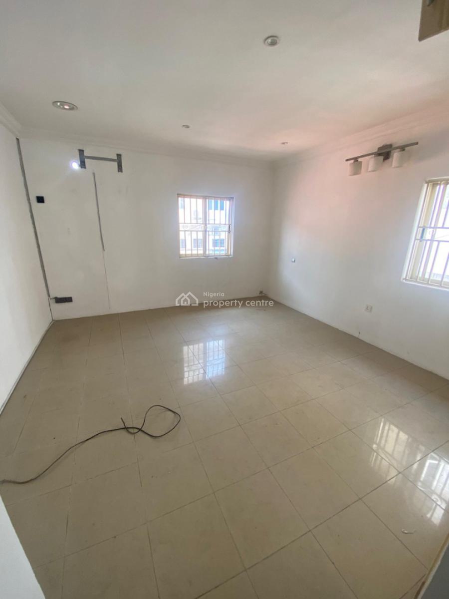 Five (5) Bedroom Self Compound Semi Detached Duplex, Lekki Phase 1, Lekki, Lagos, Semi-detached Duplex for Rent