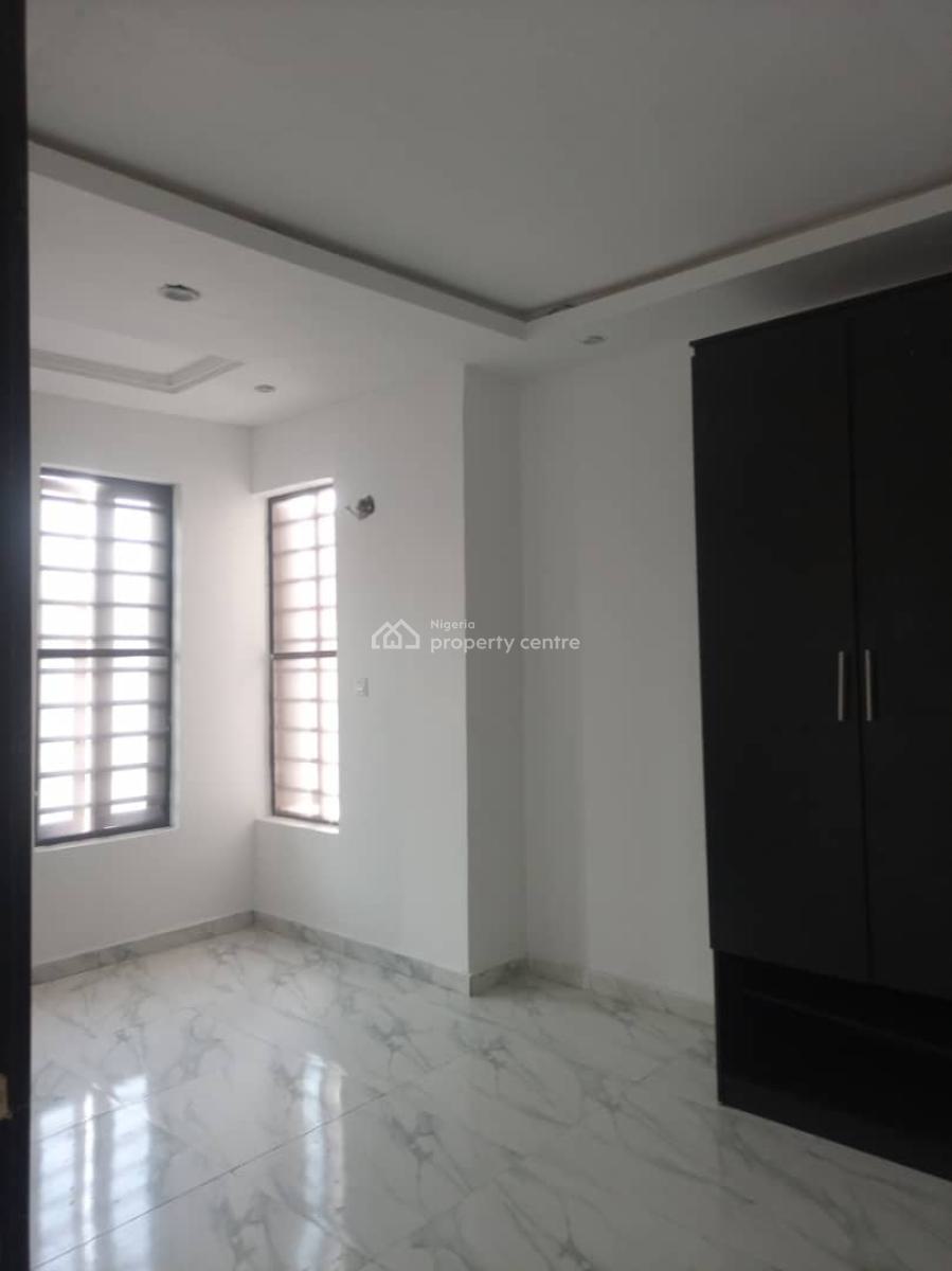 a Very Clean 2 Bedroom Flat / Apartment on The First Floor, Ologolo, Lekki, Lagos, Flat / Apartment for Sale