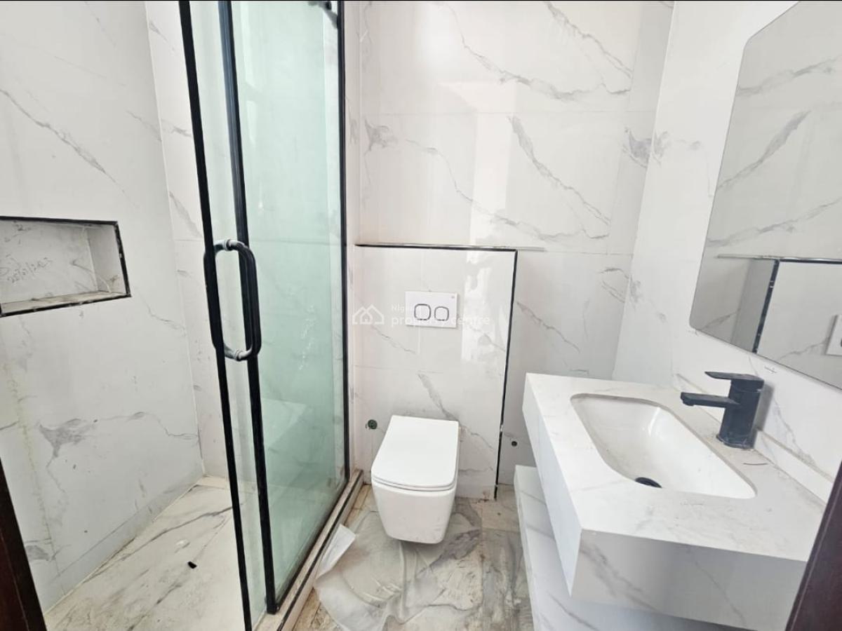 Brand New 3 Bedroom Penthouse with Bq, Elevator, Swimming Pool, Gym. Etc, Off Admiralty Road, Lekki Phase 1, Lekki, Lagos, Flat / Apartment for Sale