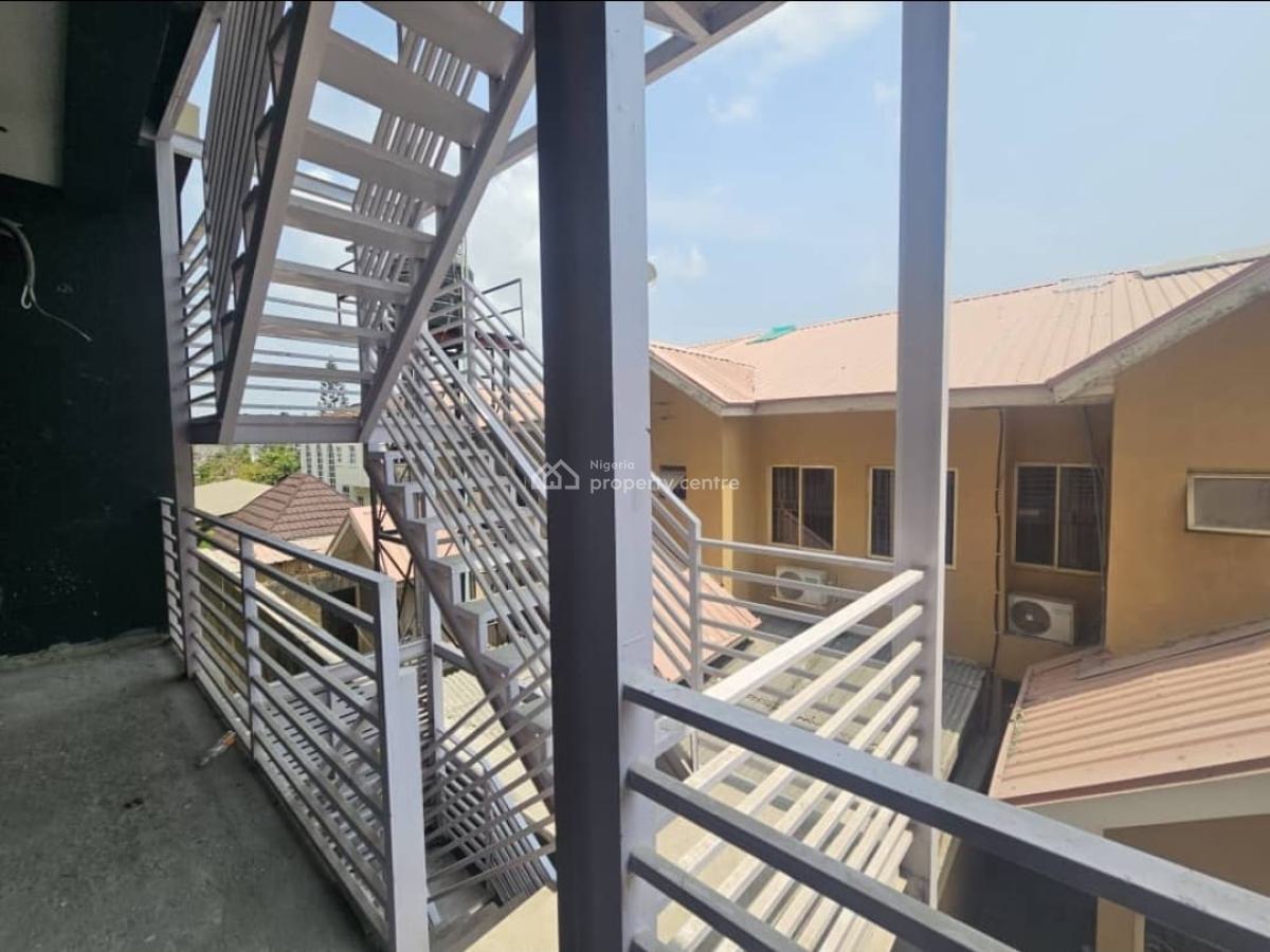 Brand New 3 Bedroom Penthouse with Bq, Elevator, Swimming Pool, Gym. Etc, Off Admiralty Road, Lekki Phase 1, Lekki, Lagos, Flat / Apartment for Sale