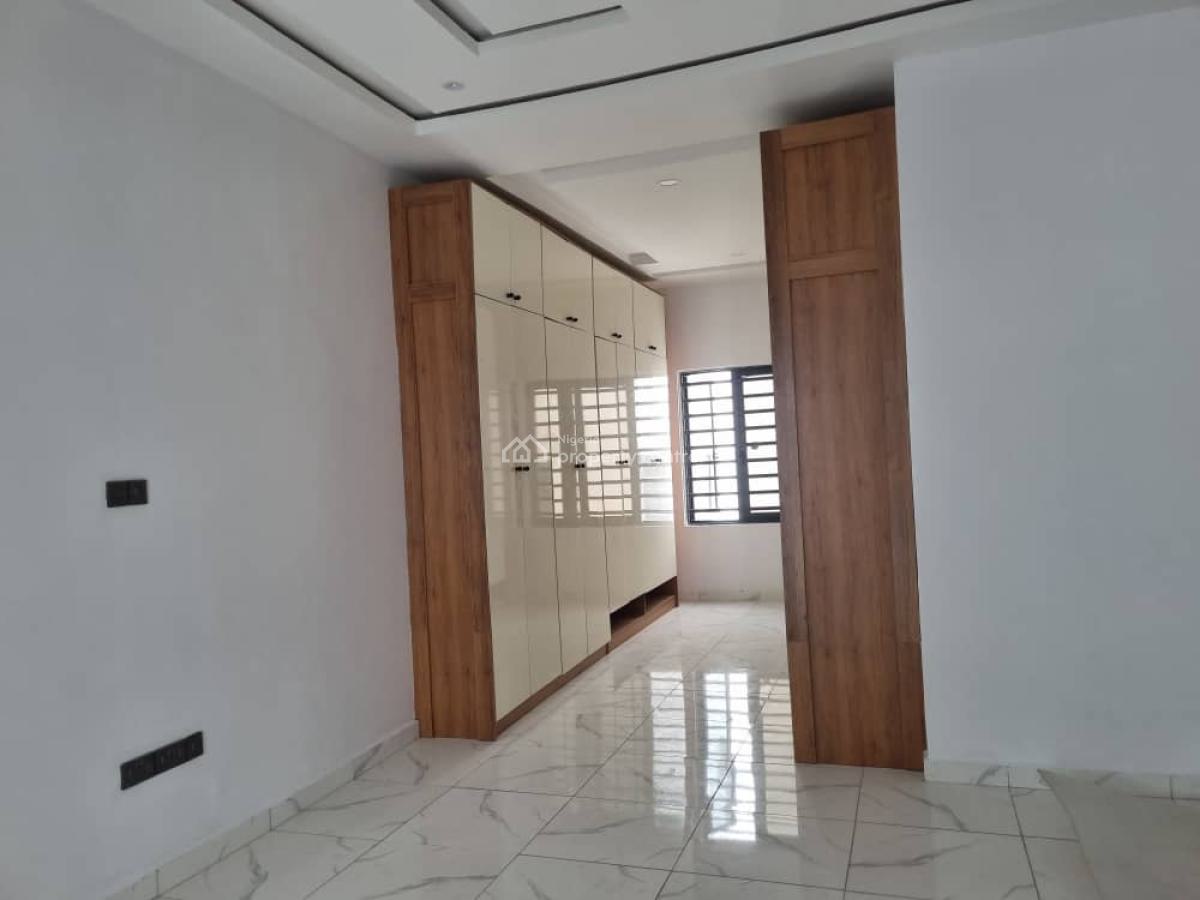 Self Compound 4 Bedroom Semi Detached Duplex with Bq, Ologolo, Lekki, Lagos, Semi-detached Duplex for Sale