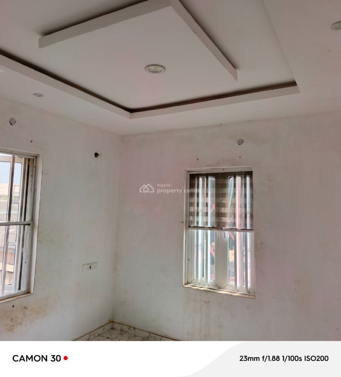 Good Looking 2 Bedroom Upstairs in a Calm Estate, Isheri By Bucknor Estate, Isolo, Lagos, Flat / Apartment for Rent