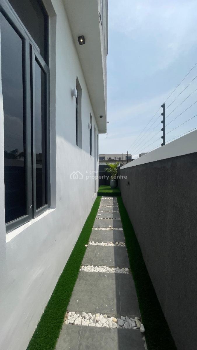 Luxurious Styled Detached,  5bdr  House  + Gatehouse, Orchid, Luxurious Styled Detached,  5bdr  House  + Gatehouse, Orchid, Lekki Phase 1, Lekki, Lagos, Detached Duplex for Sale