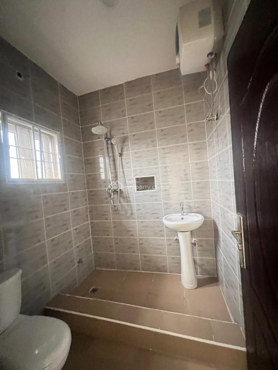 Amazingly Built 4 Bedroom Terrace Duplex, Guzape District, Abuja, Terraced Duplex for Sale