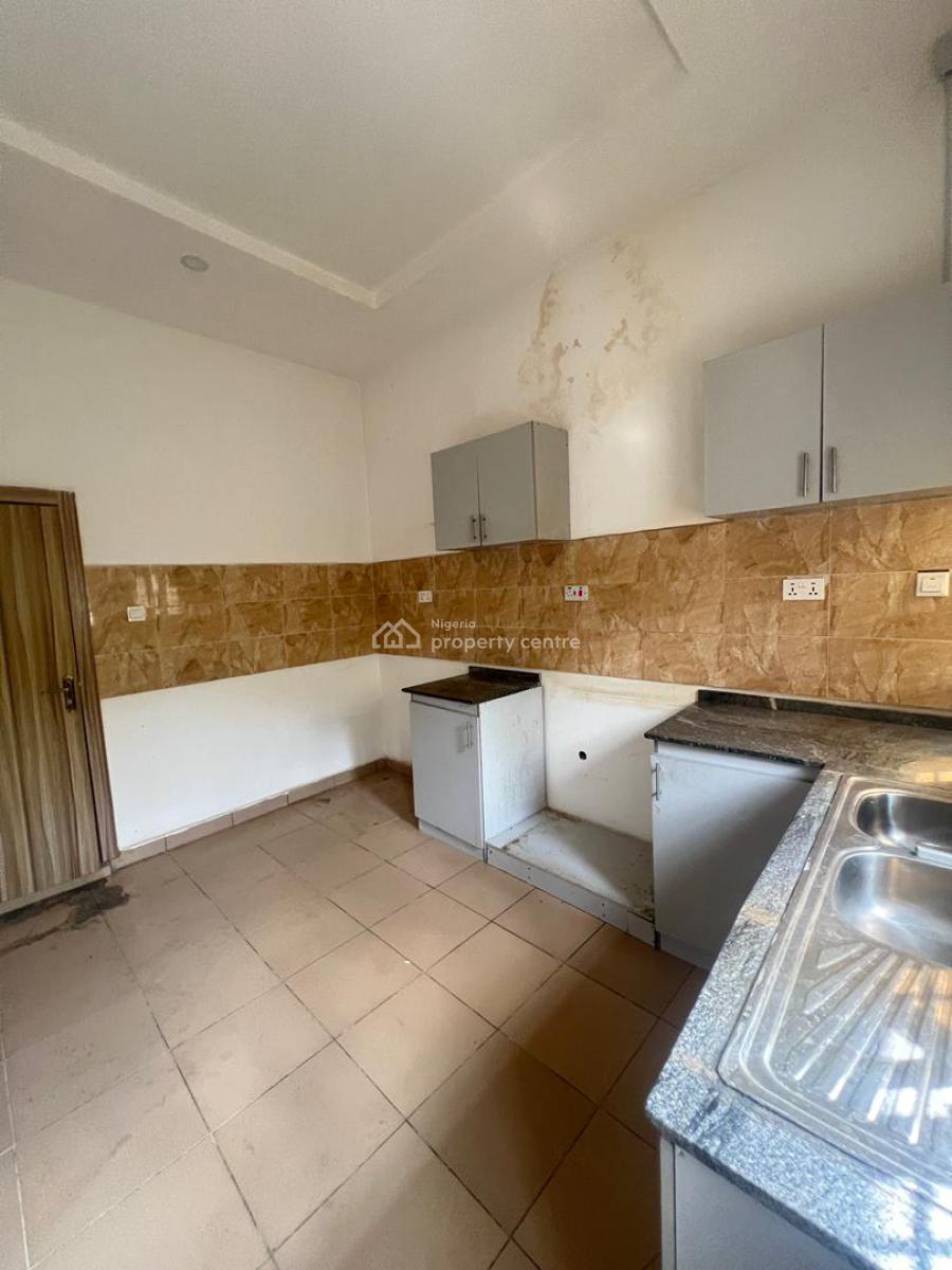 Amazingly Built 4 Bedroom Terrace Duplex, Guzape District, Abuja, Terraced Duplex for Sale