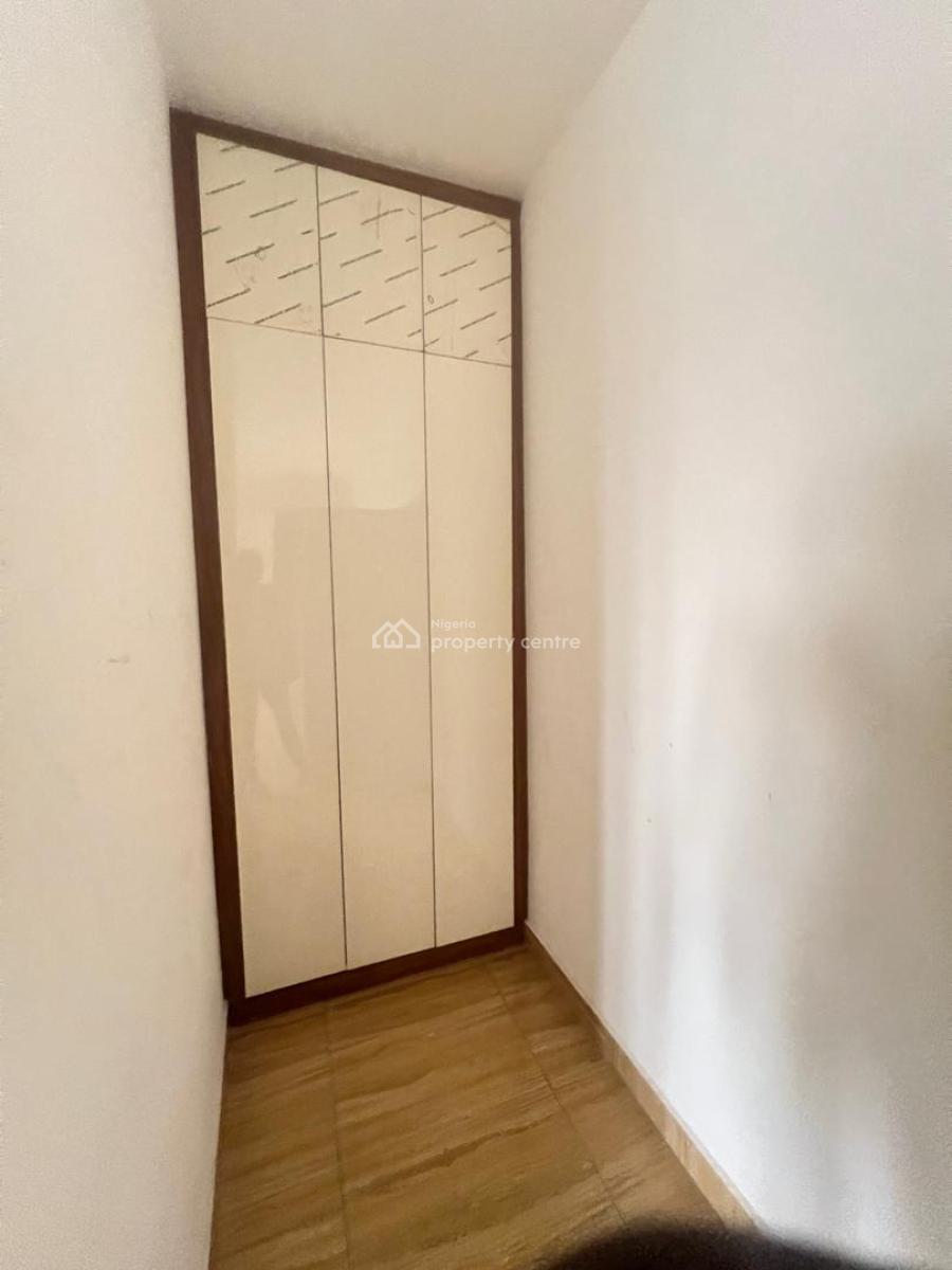 Amazingly Built 4 Bedroom Terrace Duplex, Guzape District, Abuja, Terraced Duplex for Sale