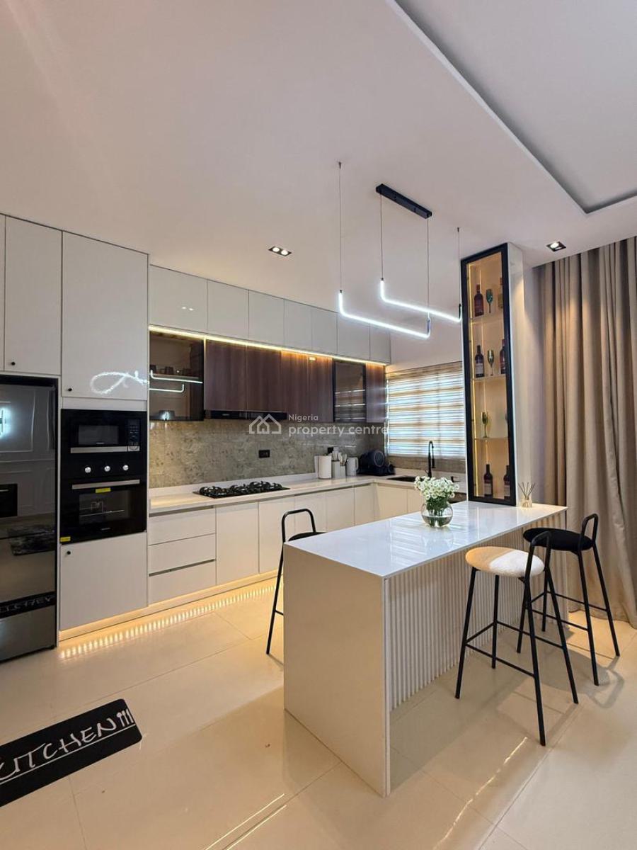 2 Bedroom Apartment, Lekki Phase 1, Lekki, Lagos, Flat / Apartment Short Let