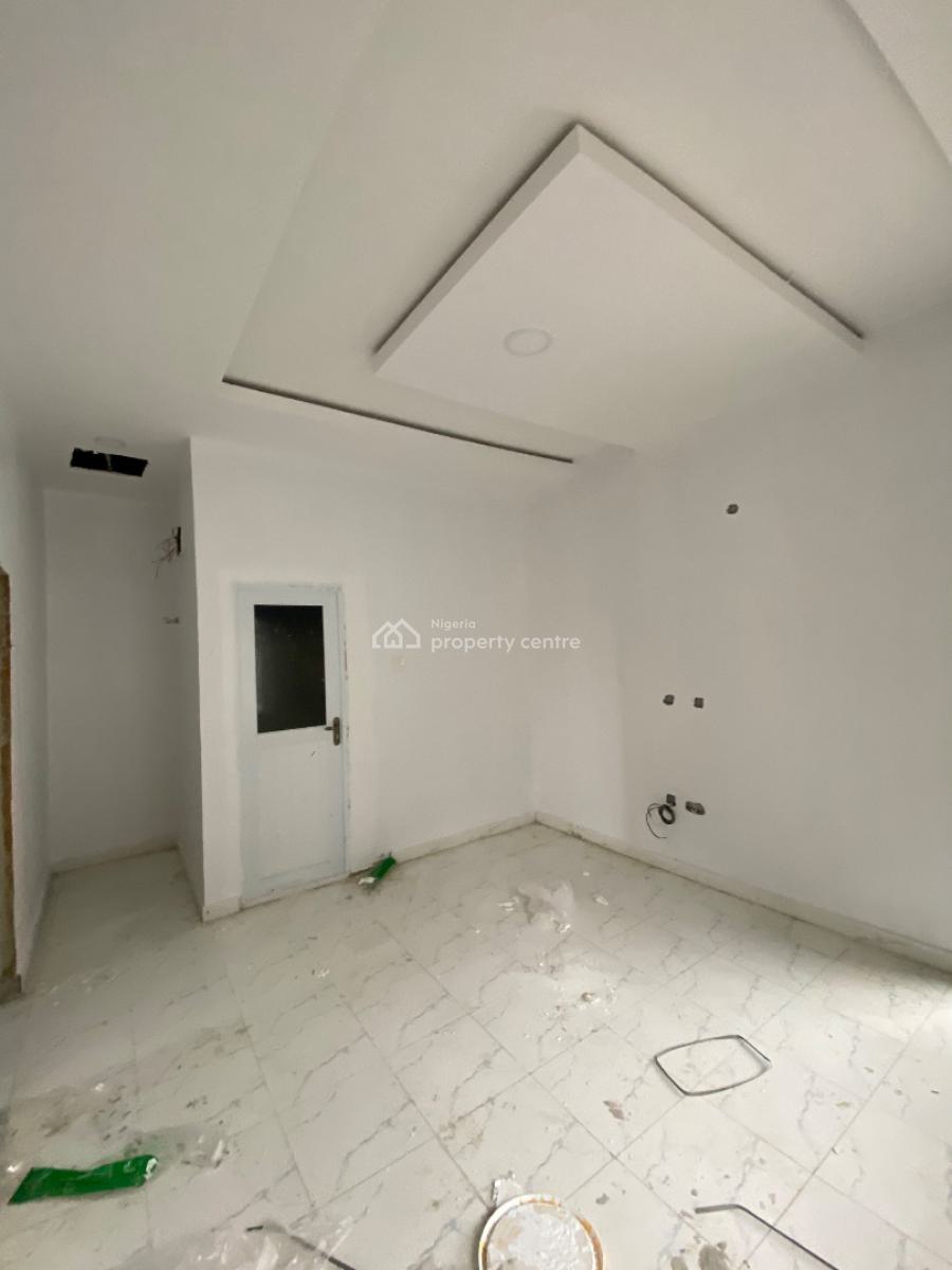 Standard One Bedroom Apartment, Mr Clinton Avenue Off Victory Estate Ogombo, Ajah, Lagos, Flat / Apartment for Rent