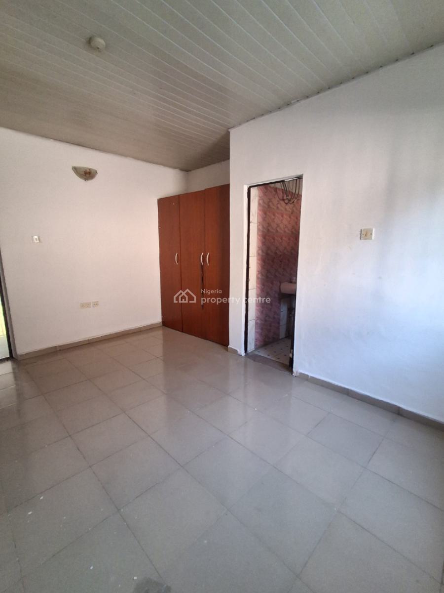 3 Bedroom Upstairs, Badore, Ajah, Lagos, House for Rent