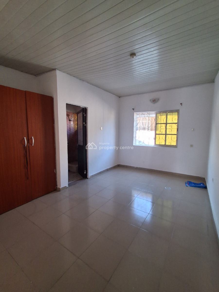3 Bedroom Upstairs, Badore, Ajah, Lagos, House for Rent