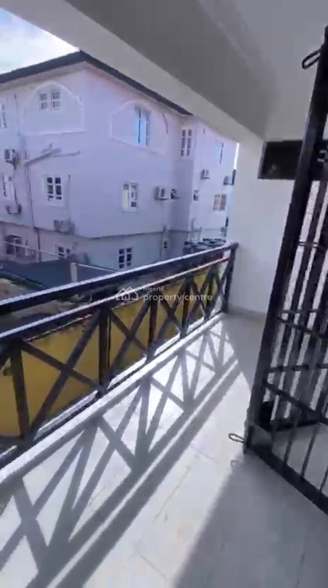 Well Maintained Serviced 3 Bedroom Flat Upstairs, Ikota Villa, Ikota, Lekki, Lagos, Flat / Apartment for Rent