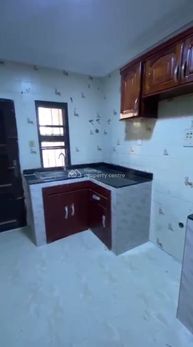 Well Maintained Serviced 3 Bedroom Flat Upstairs, Ikota Villa, Ikota, Lekki, Lagos, Flat / Apartment for Rent