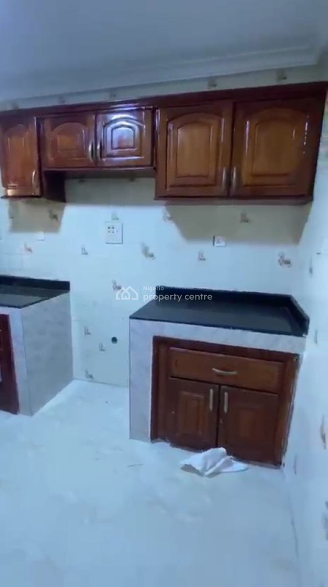 Well Maintained Serviced 3 Bedroom Flat Upstairs, Ikota Villa, Ikota, Lekki, Lagos, Flat / Apartment for Rent