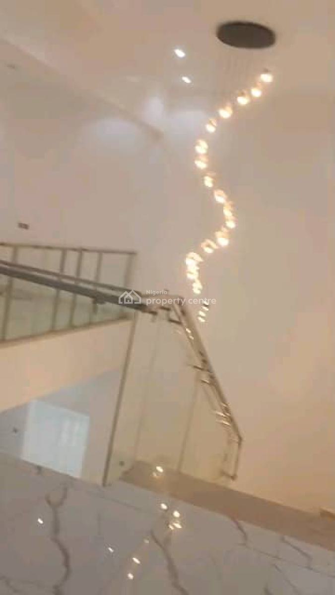 7 Bedroom Fully Detached Duplex, Guzape District, Abuja, Detached Duplex for Sale