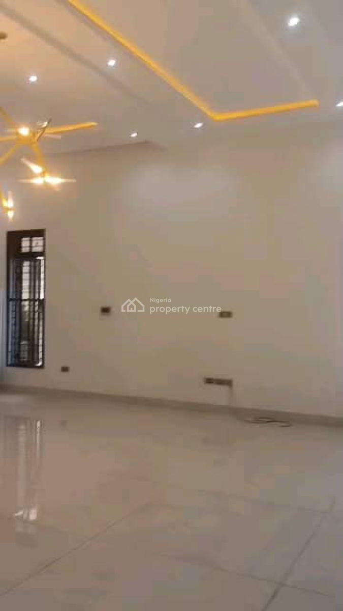 7 Bedroom Fully Detached Duplex, Guzape District, Abuja, Detached Duplex for Sale