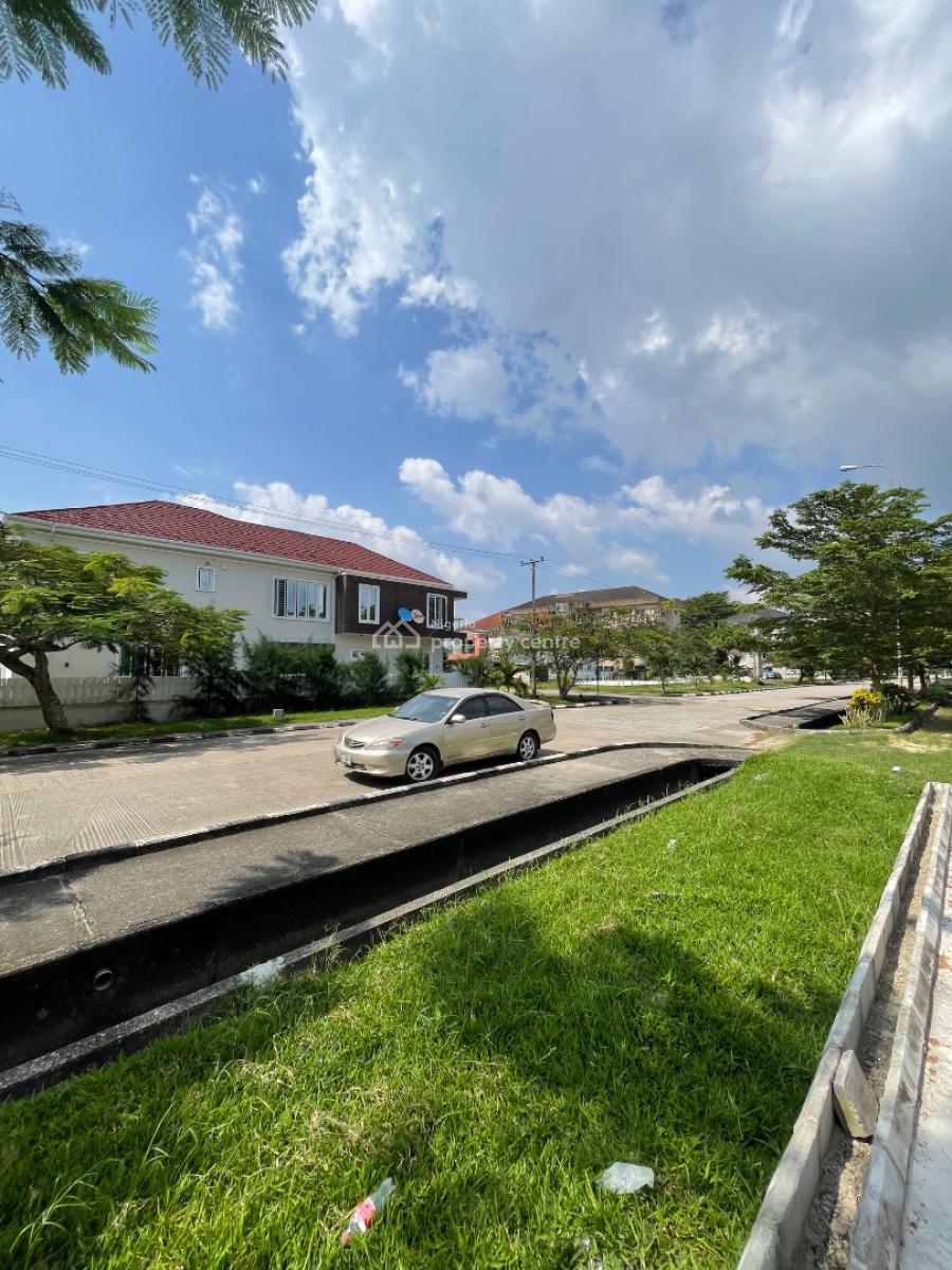 Luxury 4 Bedroom Duplex with 3 Bedroom Bq in an Elite Estate, Fara Park Estate Lekki -epe Expressway, Sangotedo, Ajah, Lagos, Detached Duplex for Rent