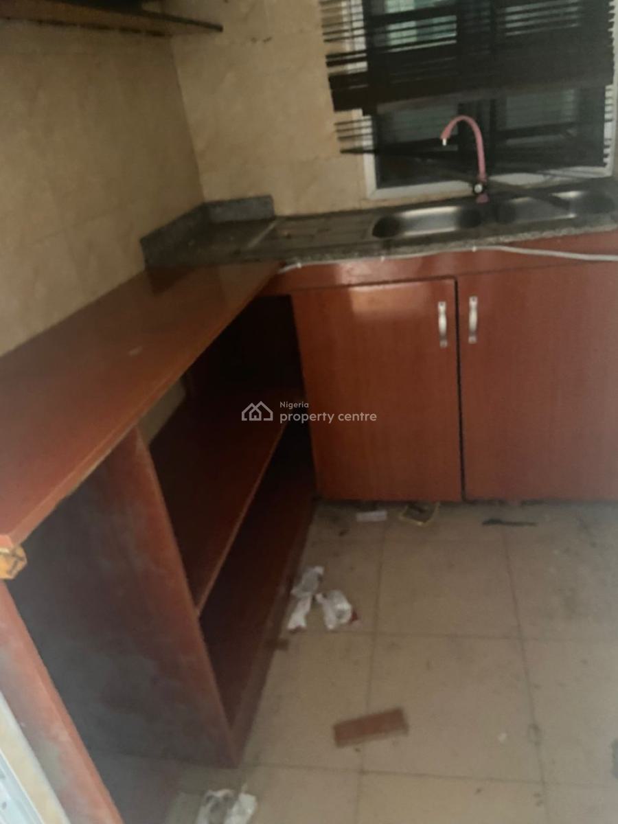Luxury Mini Flat, Gra Phase 1, Magodo, Lagos, Mini Flat (room and Parlour) for Rent