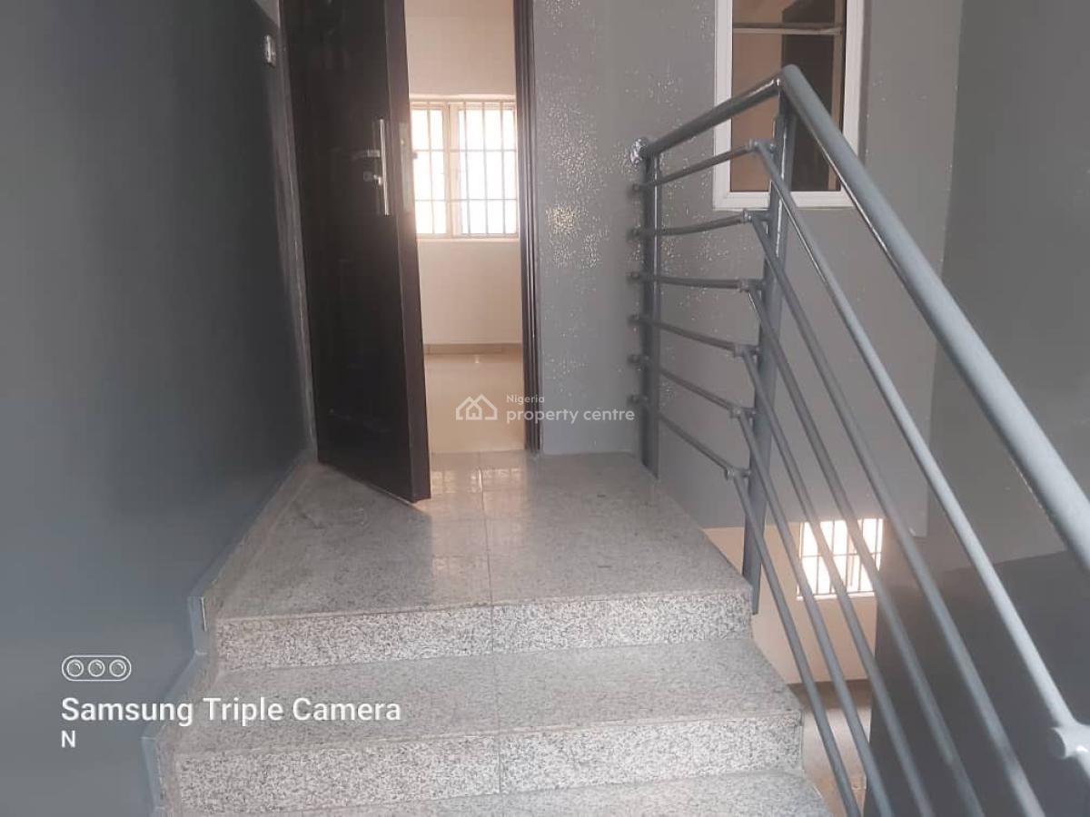 Newly Renovated 5 Bedrooms All Ensuite Detached House with 2 Rooms Bq, Lekki Phase 1, Lekki, Lagos, Detached Duplex for Rent