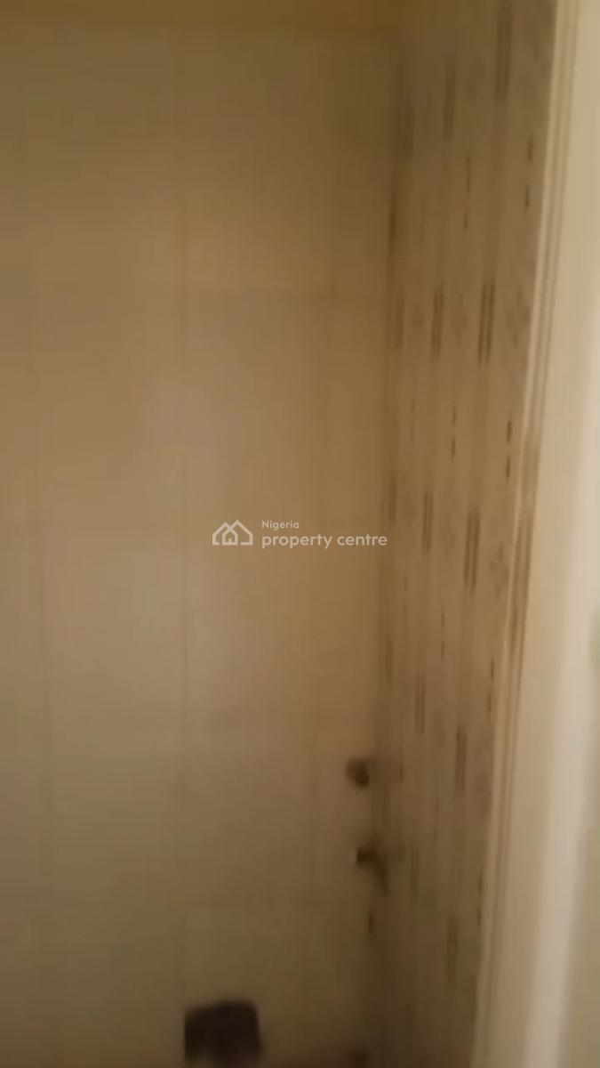 Newly Renovated Mini Flat with Tiles, 2 Toilets, Downstairs, Egbeda, Akowonjo, Alimosho, Lagos, Mini Flat (room and Parlour) for Rent