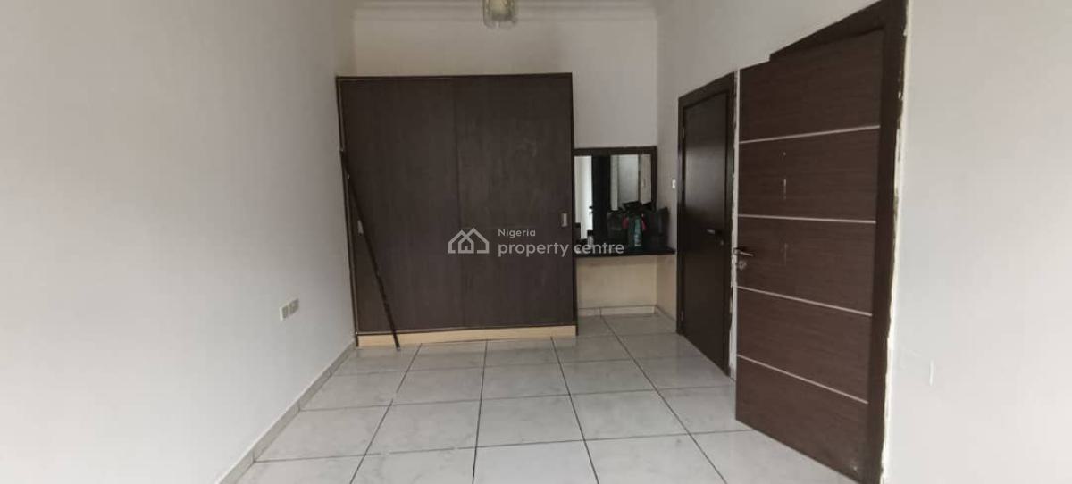 Spacious 6 Bedroom Terraced Duplex, Off Admiralty Way, Lekki, Lagos, Terraced Duplex for Rent