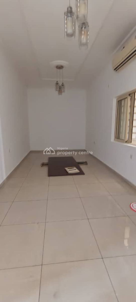 Spacious 6 Bedroom Terraced Duplex, Off Admiralty Way, Lekki, Lagos, Terraced Duplex for Rent