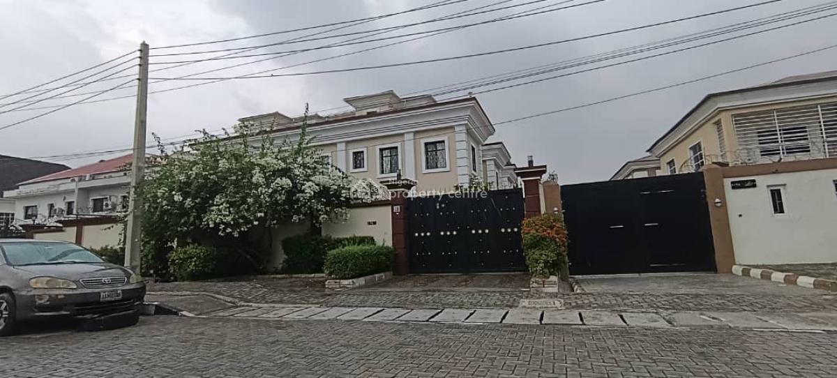 Spacious 6 Bedroom Terraced Duplex, Off Admiralty Way, Lekki, Lagos, Terraced Duplex for Rent