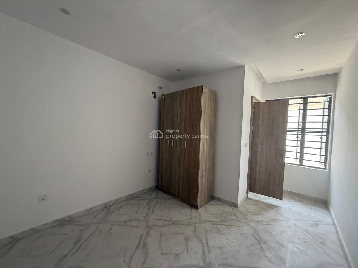 4 Bedroom Terrace Duplex for Distress, Beside Ojaja Mall, Ogombo Road, Ogombo, Ajah, Lagos, Terraced Duplex for Sale