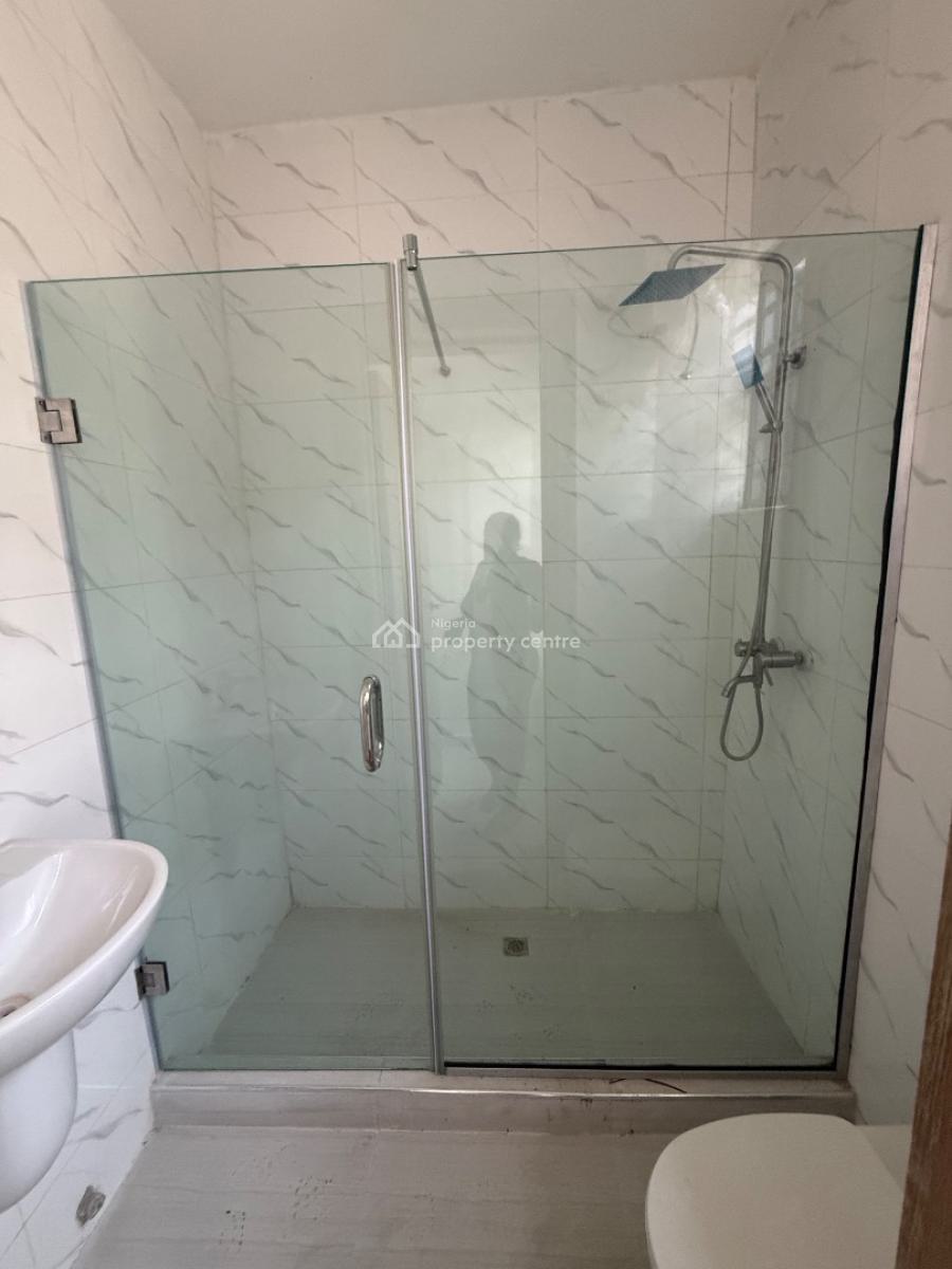 4 Bedroom Terrace Duplex for Distress, Beside Ojaja Mall, Ogombo Road, Ogombo, Ajah, Lagos, Terraced Duplex for Sale