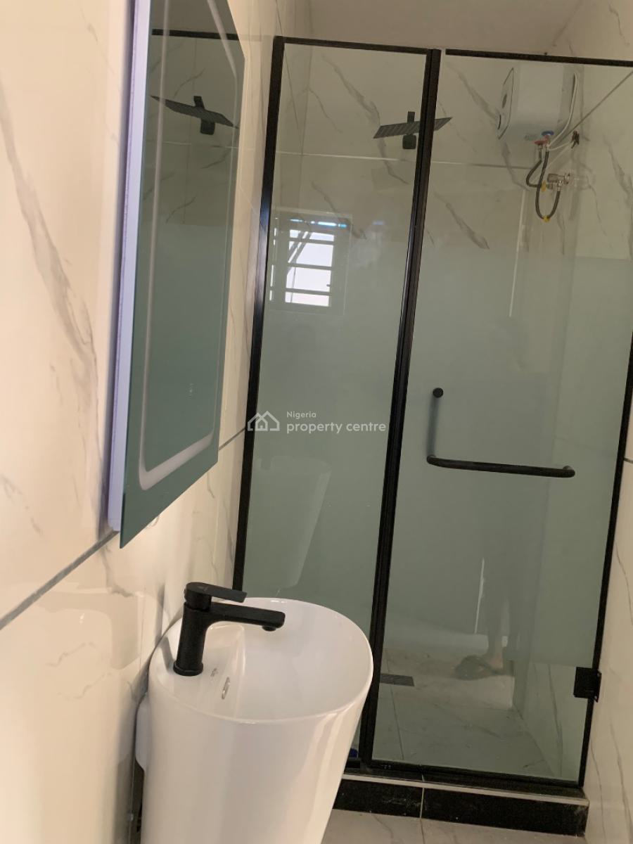 4 Bedroom Terrace with Exclusive Compounds and Spacious Bq, Lekki Phase 1, Lekki, Lagos, Terraced Duplex for Sale