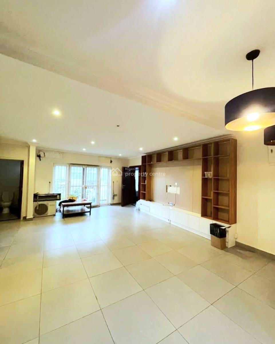 Well Maintained 3-bedroom Apartment, Ikate Elegushi, Lekki, Lagos, Flat / Apartment for Sale