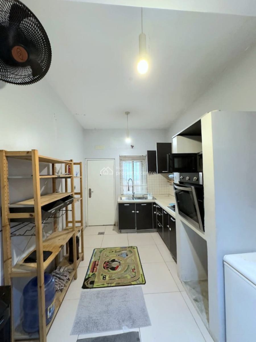 Well Maintained 3-bedroom Apartment, Ikate Elegushi, Lekki, Lagos, Flat / Apartment for Sale