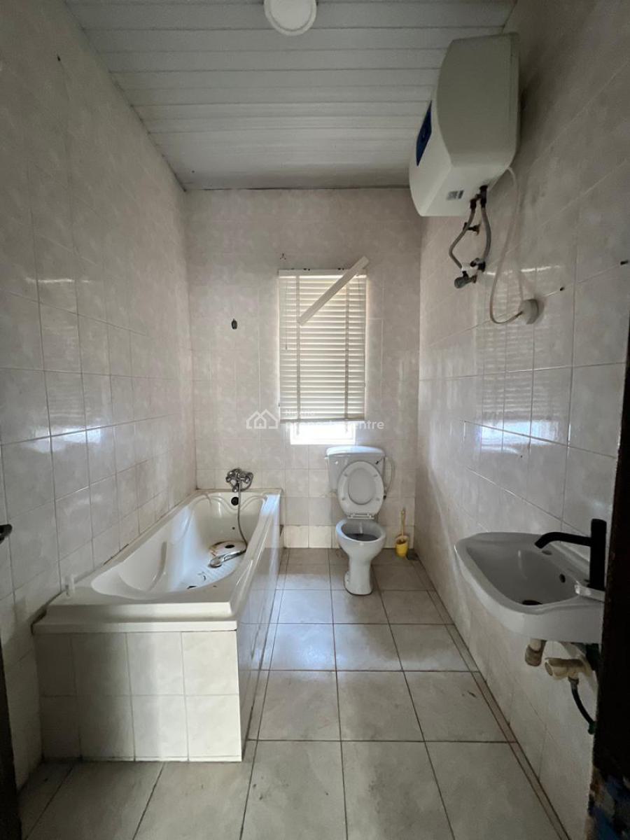 4 Bedroom Semi-detached House with 1 Room Domestic Staff Quarters, Off Admiralty Road, Lekki Phase 1, Lekki, Lagos, Semi-detached Duplex for Rent