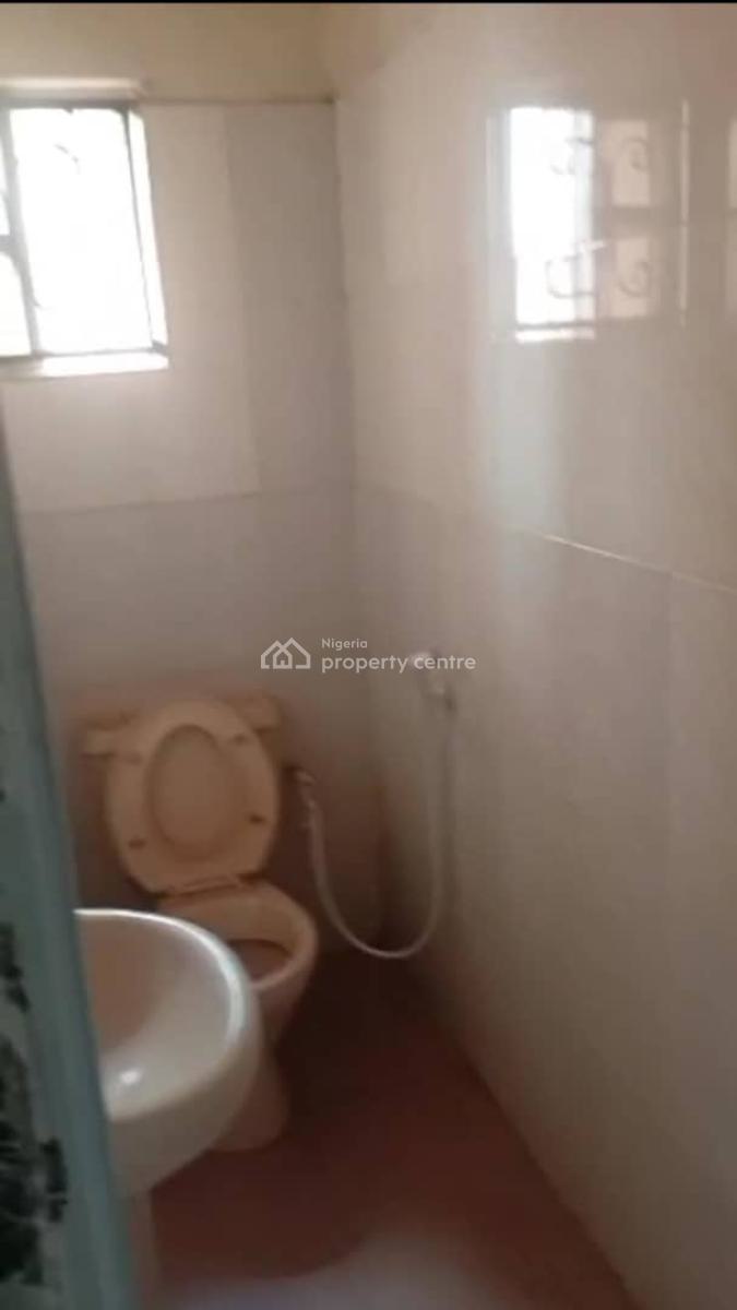 Lovely 3bedroom Flat, Olowora, Magodo, Lagos, Flat / Apartment for Rent