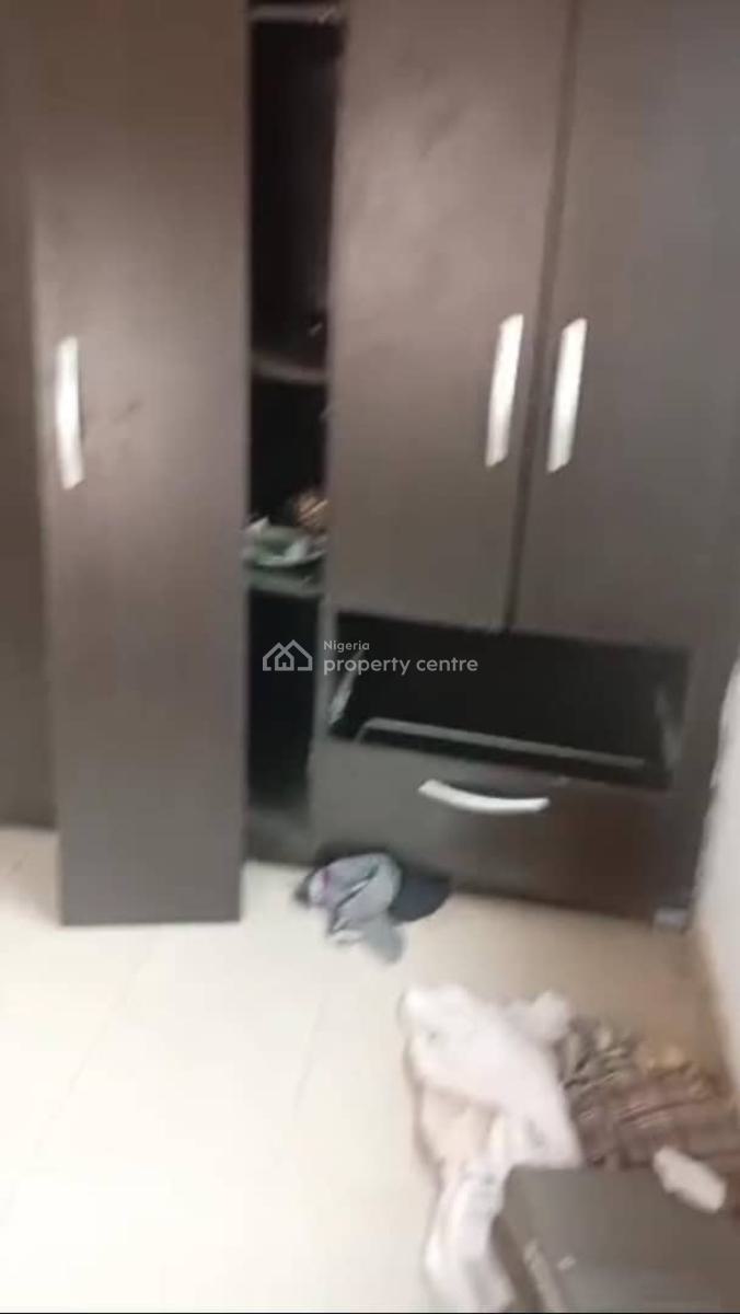 Lovely 3bedroom Flat, Olowora, Magodo, Lagos, Flat / Apartment for Rent