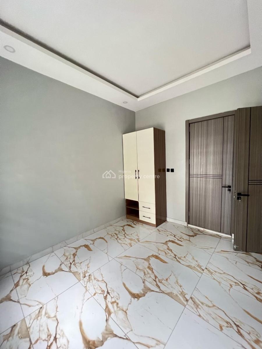 Affordable 2 Bedroom Apartment in a Serene Environment, Lekki Phase 1, Lekki, Lagos, Flat / Apartment for Sale