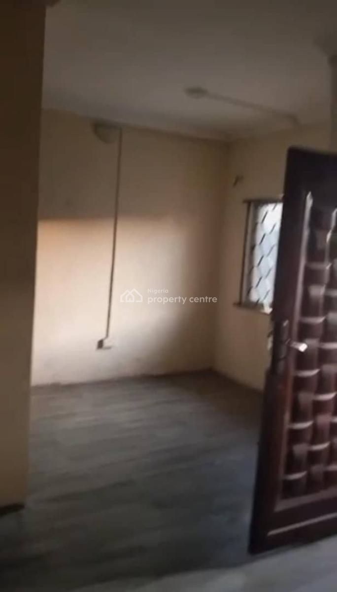 Lovely 2 Bedroom Flat, Sawmill, Gbagada, Lagos, Flat / Apartment for Rent