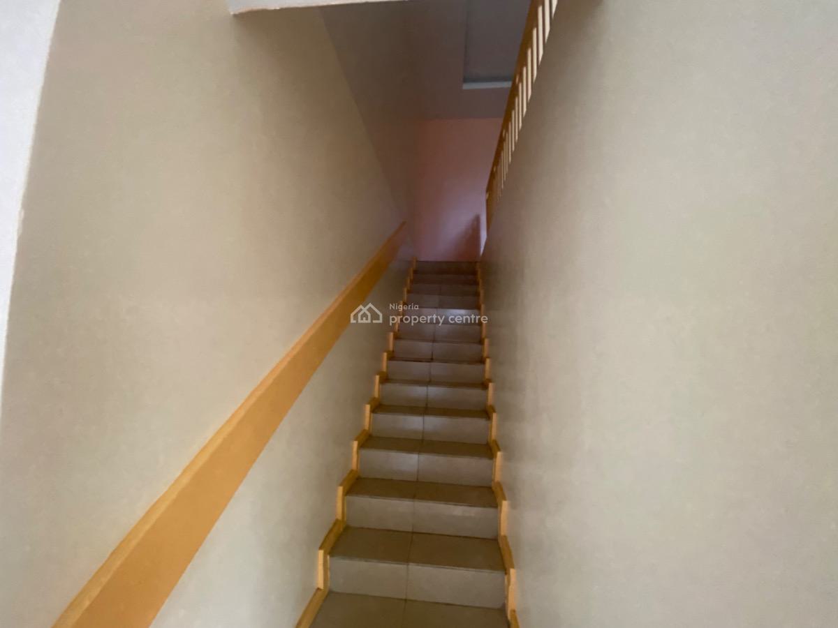 3bedroom Semi-detached Duplex with a Gate House, Ajao Estate, Isolo, Lagos, Semi-detached Duplex for Rent