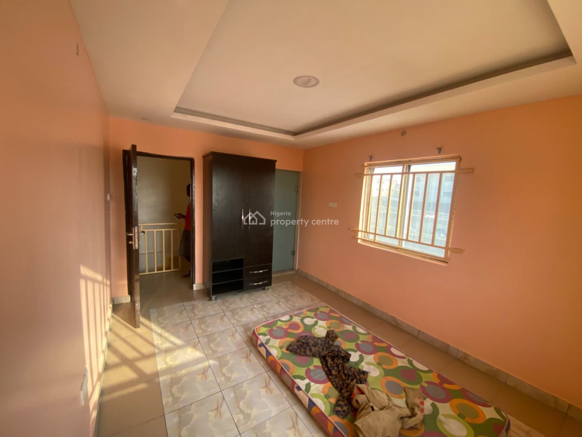 3bedroom Semi-detached Duplex with a Gate House, Ajao Estate, Isolo, Lagos, Semi-detached Duplex for Rent