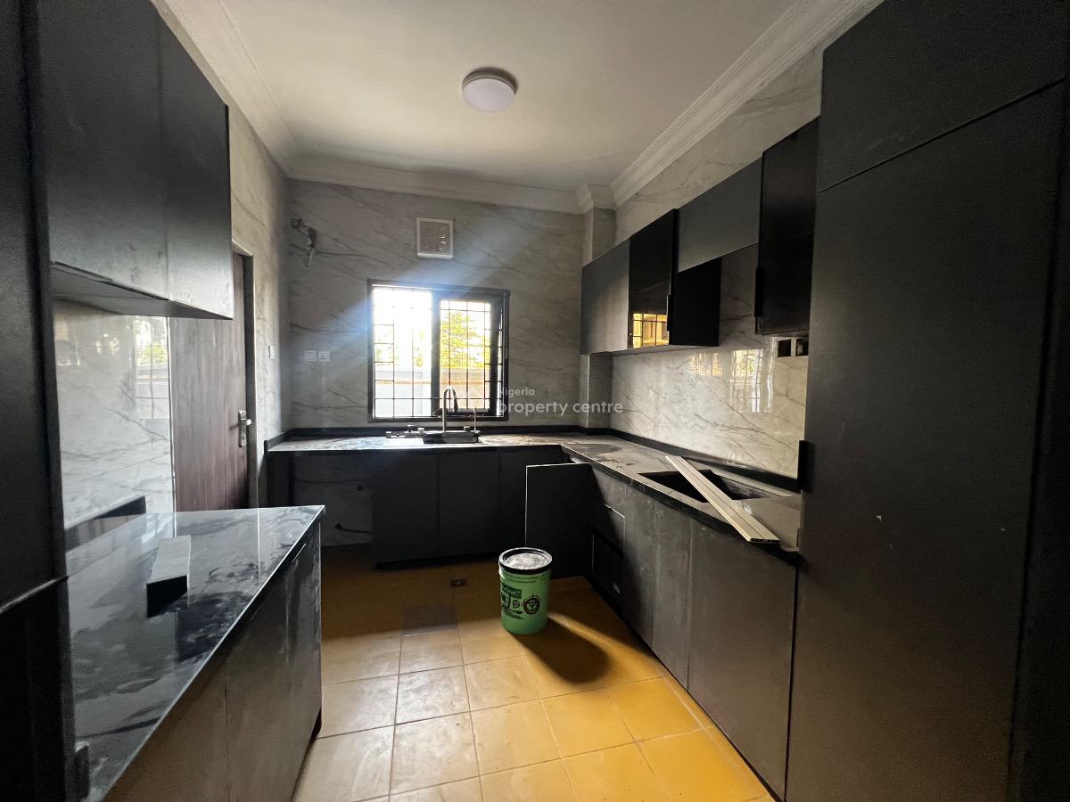 Luxury 14 Units of 3 Bedroom Serviced Apartment with a Room Bq, Lekki Phase 1, Lekki, Lagos, Flat / Apartment for Rent