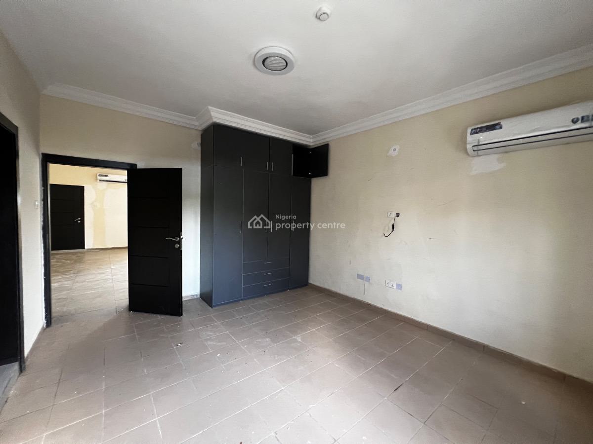 Luxury 14 Units of 3 Bedroom Serviced Apartment with a Room Bq, Lekki Phase 1, Lekki, Lagos, Flat / Apartment for Rent