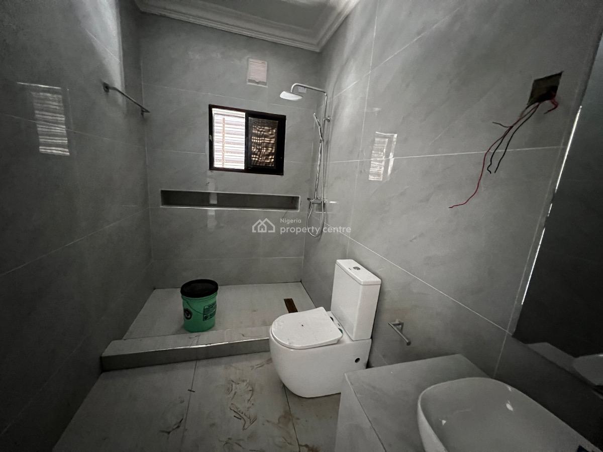 Luxury 14 Units of 3 Bedroom Serviced Apartment with a Room Bq, Lekki Phase 1, Lekki, Lagos, Flat / Apartment for Rent