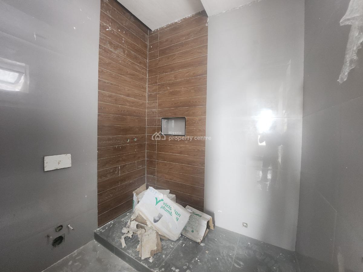 Newly Built 2- Bedroom Penthouse with Bq, Lekki Phase 1, Lekki, Lagos, Flat / Apartment for Sale