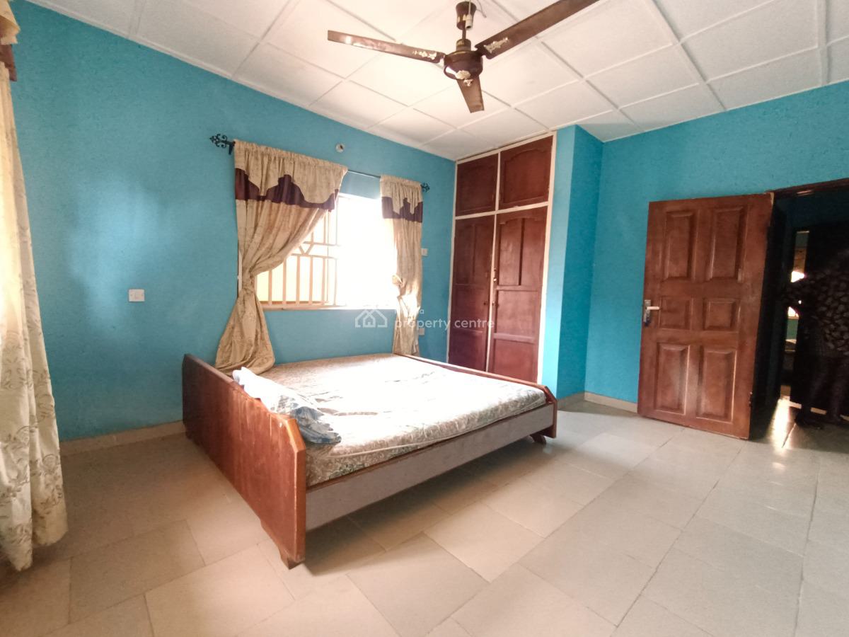 a Room in a Flat with Sweet Modern Facilities, Akuru, Opposite Alheri Hotel, Akala Express, Ibadan, Oyo, Self Contain (single Rooms) for Rent