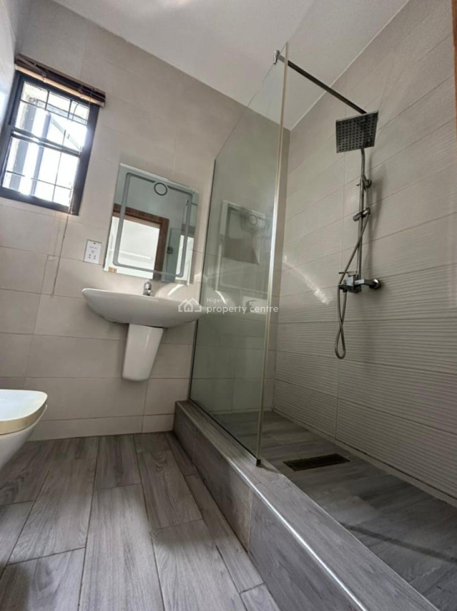 Exquisitely Built & Spacious 4 Bedroom with Bq in a Mini-estate, Ikate, Lekki, Lagos, Terraced Duplex for Sale