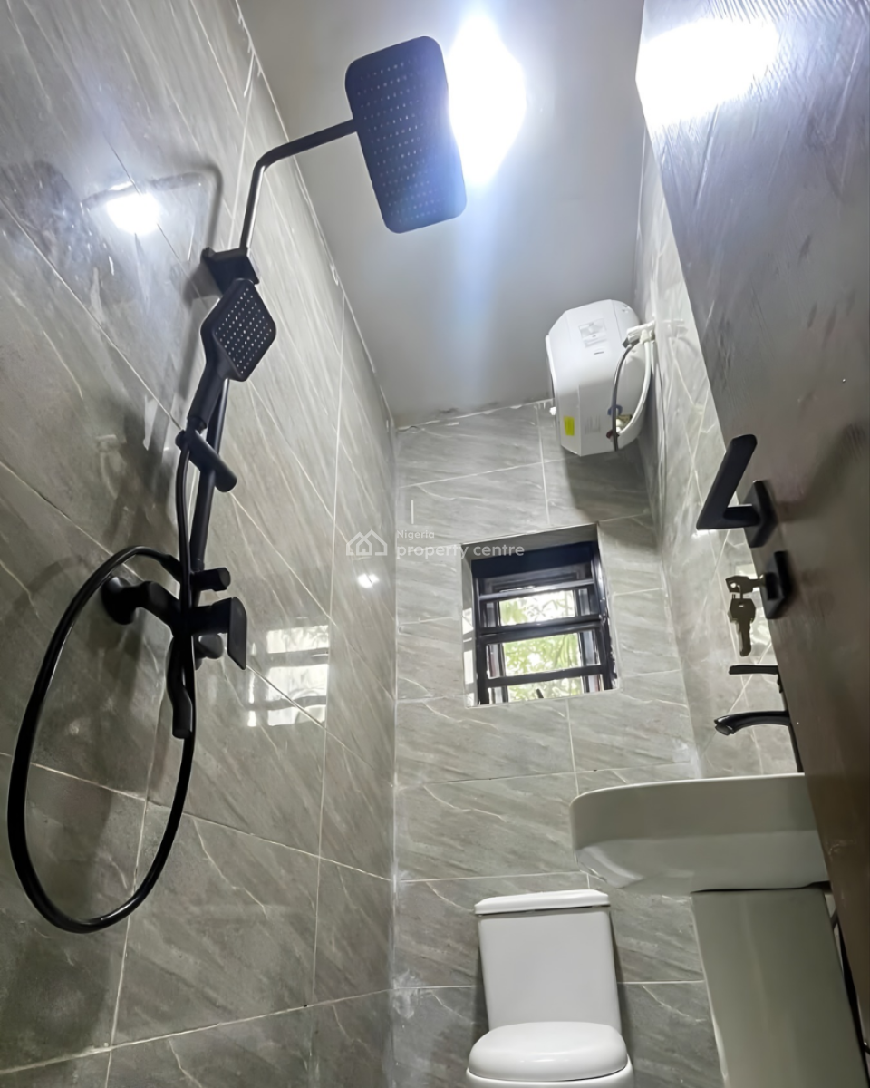 Tear Rubber Contemporary 4 Bedroom Bungalow in an Estate, Omachi Estate, Rumuodomaya, Port Harcourt, Rivers, Detached Duplex for Sale