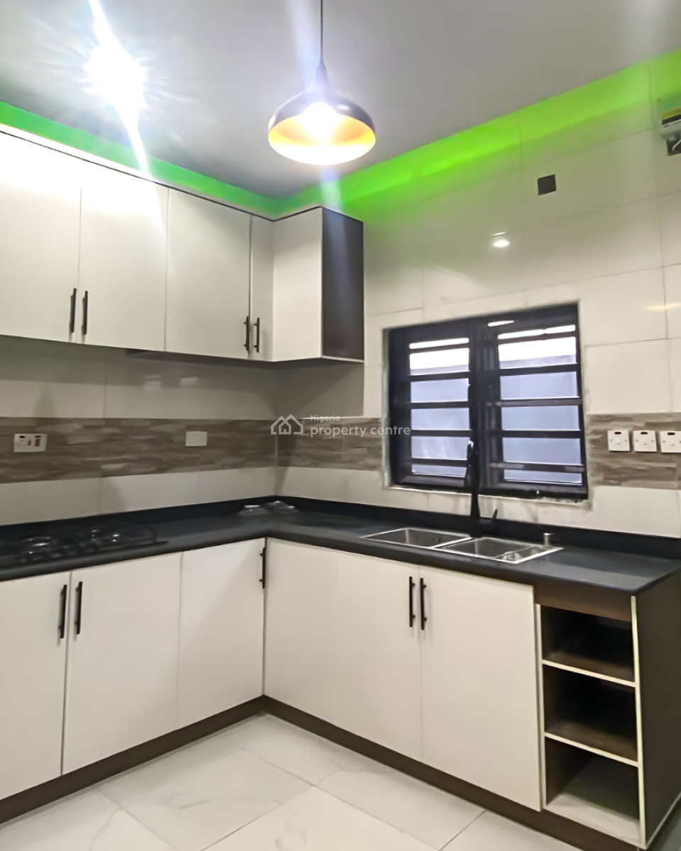 Tear Rubber Contemporary 4 Bedroom Bungalow in an Estate, Omachi Estate, Rumuodomaya, Port Harcourt, Rivers, Detached Duplex for Sale