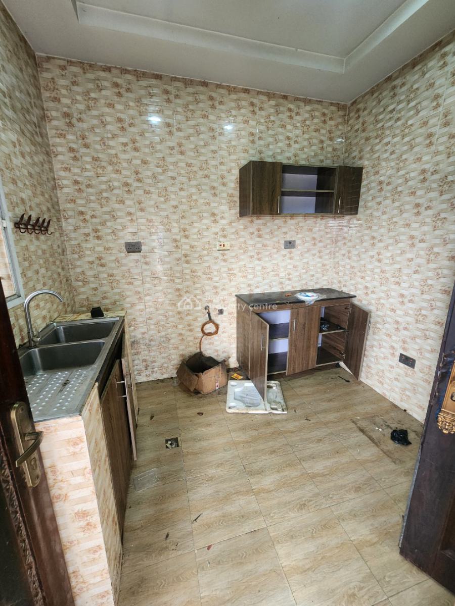 Luxury Two Bedroom Block of Flat, Dawaki District, Dawaki, Gwarinpa, Abuja, Flat / Apartment for Rent