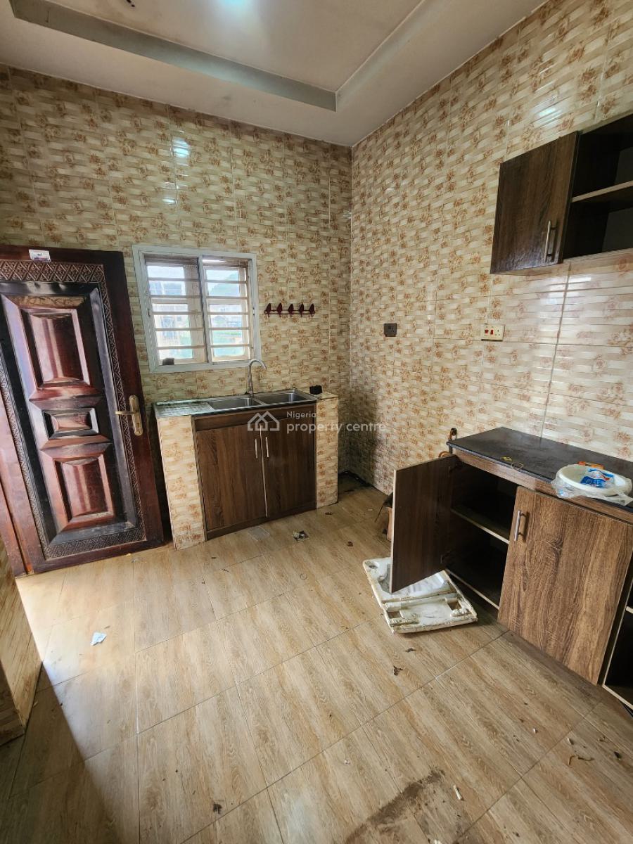 Luxury Two Bedroom Block of Flat, Dawaki District, Dawaki, Gwarinpa, Abuja, Flat / Apartment for Rent